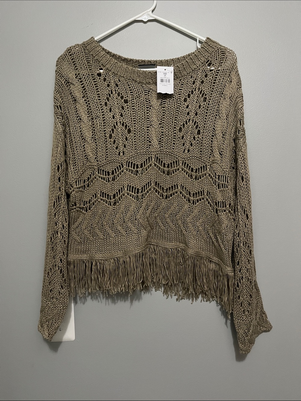 NWT Buckle Daytrip Taupe Open-Knit Fringe Hem Sweater
